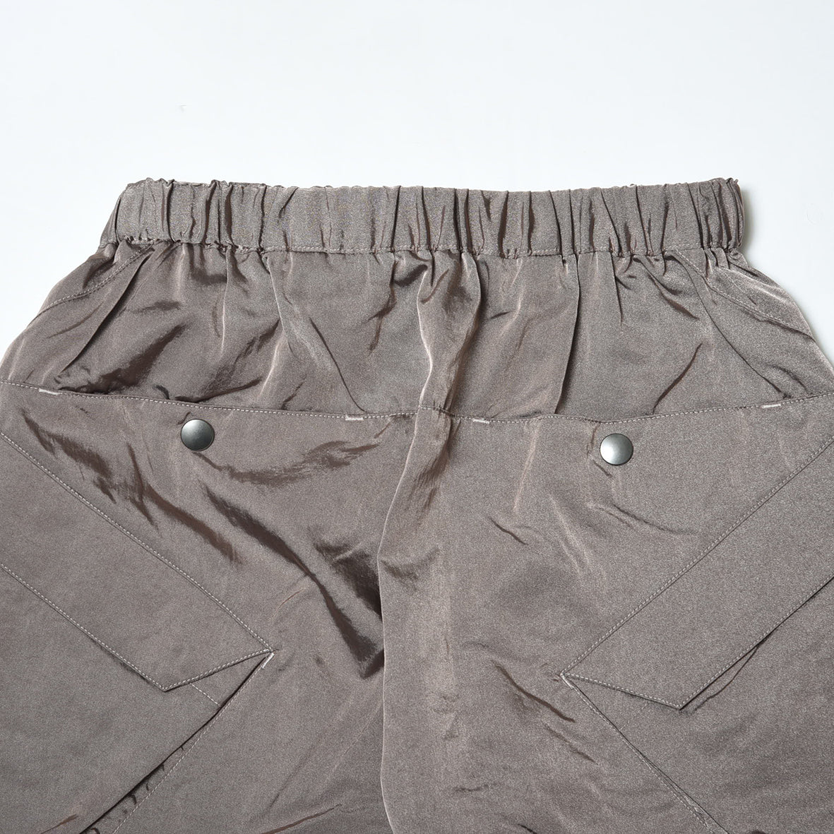charbon / LIMONTA NYLON CARGO SHORTS NAVY