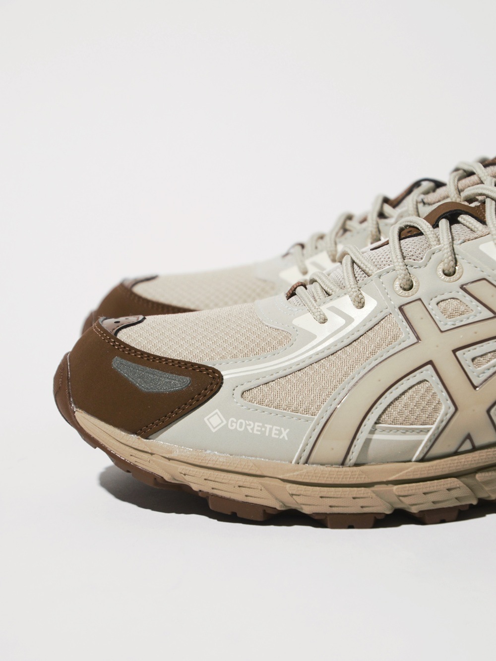 ASICS GEL-VENTURE 6 GTX (Fossil/Cream) 1203A560.023CIENTO公式通販