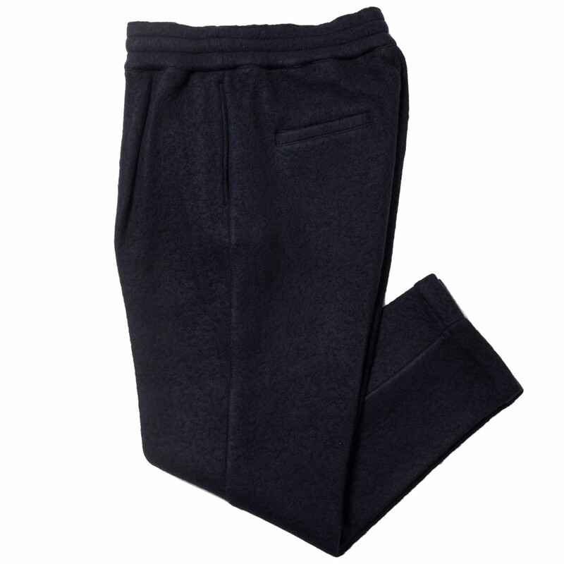 【SALE52%OFF】moncao（モンサオ）<br>ウールポリエステルシルクフリースシャーリングテーパードパンツ M021308 13022400172