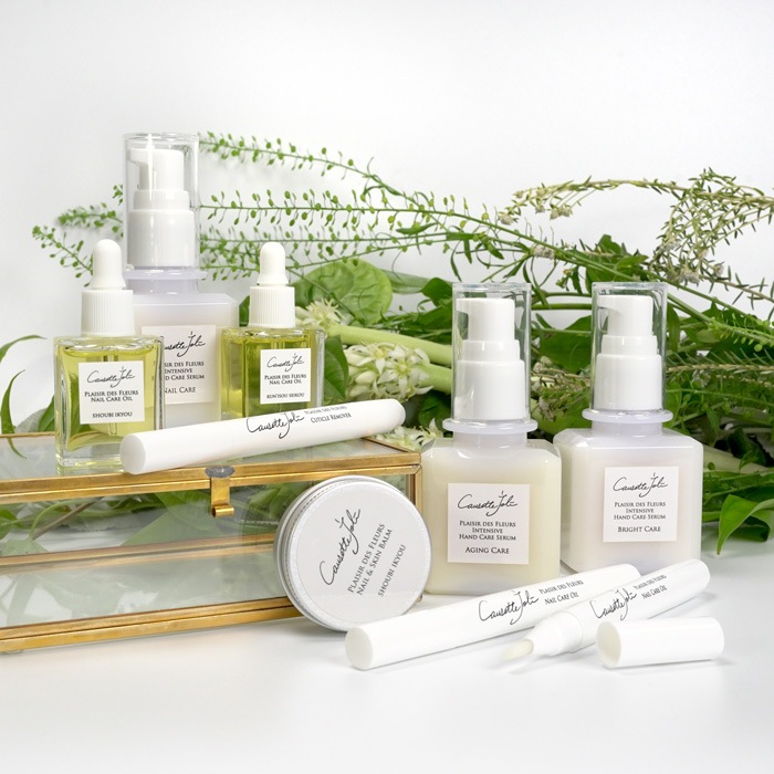 KUN'ISOU SEIKOU】 Plaisir des Fleurs Nail & Skin Balm