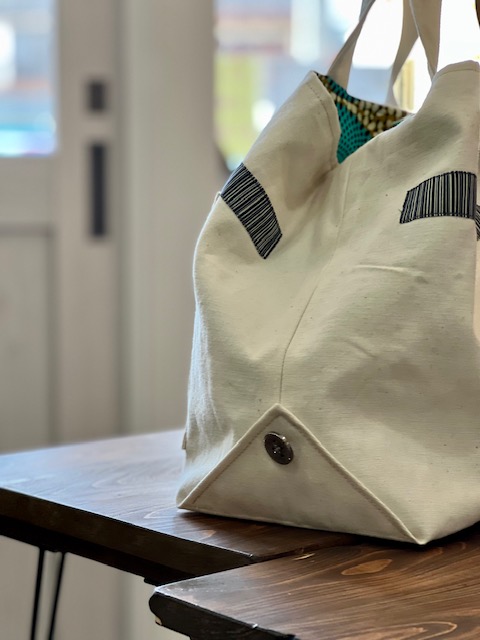 kawamura 蕨双子織ざっくりトートバッグ（アフリカンプリント）