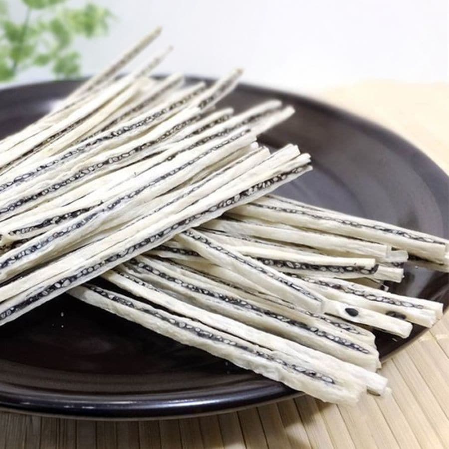 【メール便送料無料】黒ごま物語 200g 黒ごまを焼タラシートでサンドした甘辛おつまみ