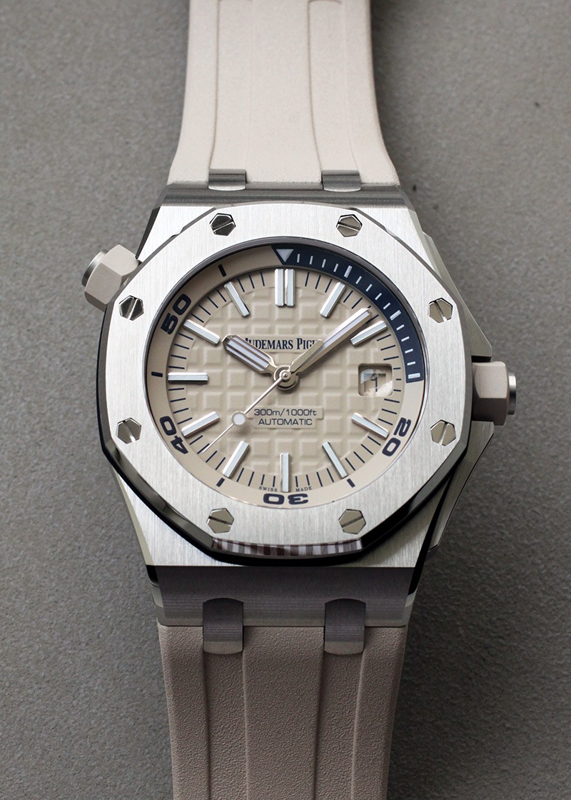 オーデマ・ピゲ✴︎ロイヤルオーク・オフショアダイバー 15710ST用替え
