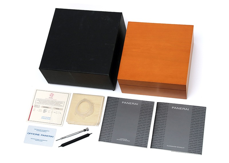 【貴重 限定品】OFFICINE PANERAI パネライノート 新品未使用品 オフィチーネパネライ - ルミノール パワーリザーブ | OFFICINE
