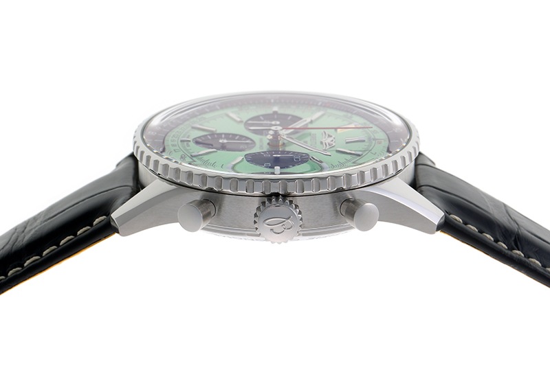 ブライトリング - ナビタイマーB01 クロノグラフ43 | BREITLING  