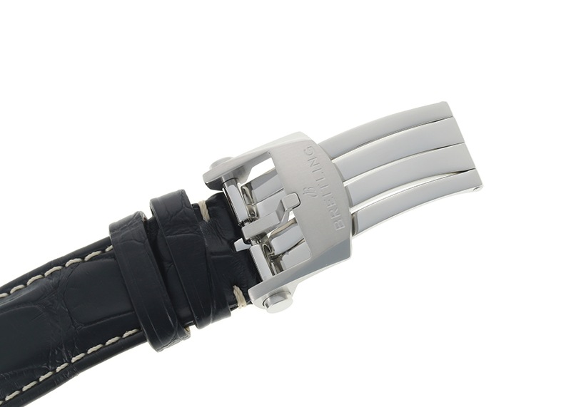 ブライトリング - ナビタイマーB01 クロノグラフ43 | BREITLING  