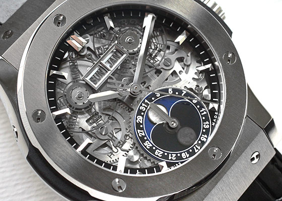 Hublot 自動巻き 時計 クラシックフュージョン ウブロの時計創造哲学が込められた「クラシック・フュージョン