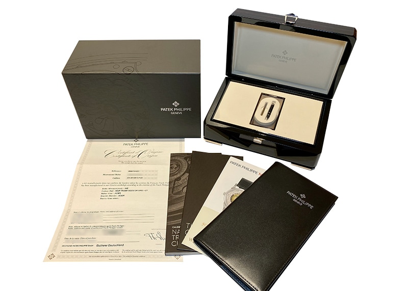 パテックフィリップ - ノーチラス トラベルタイム クロノグラフ