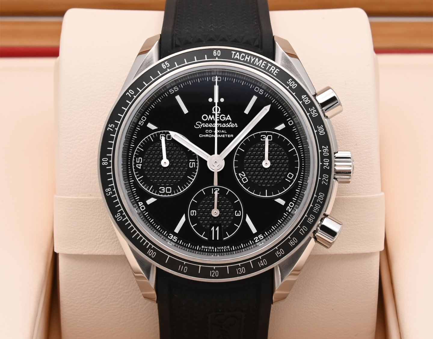 OMEGA Speedmaster ブラックダイヤル Speedmaster ファースト オメガ イン スペース 39.7 mm, ステンレス