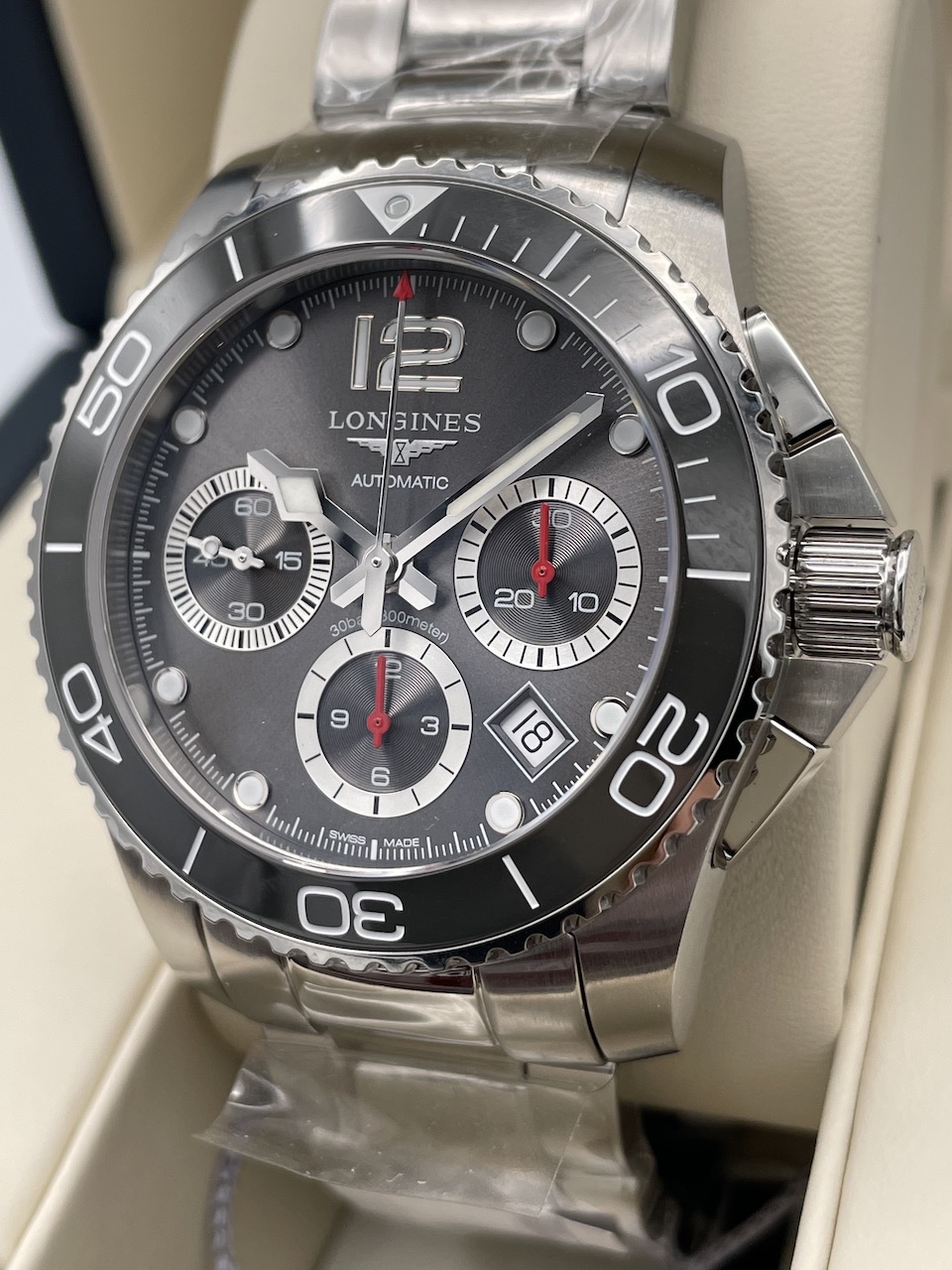 LONGINES ハイドロコンクエスト クロノグラフ 41mm グレー文字盤 Ref