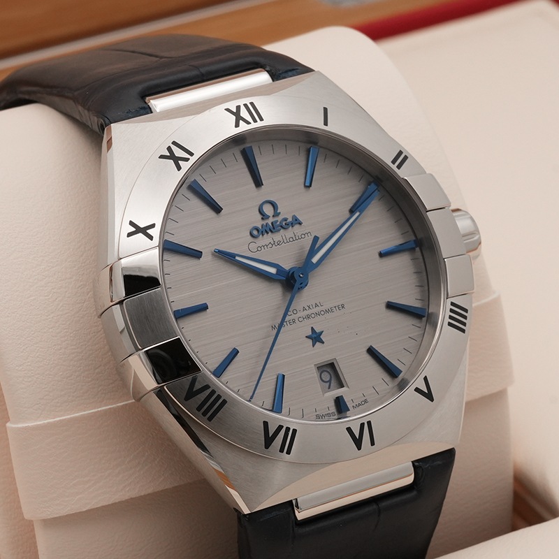 OMEGA コンステレーション 39mm グレー文字盤 Ref.131.13.39.20.06.002