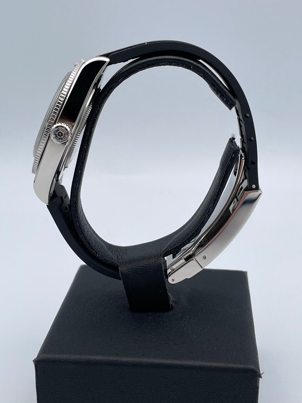 TUDOR ブラックベイ 54 ラバーストラップ Ref.M79000N-0002 中古