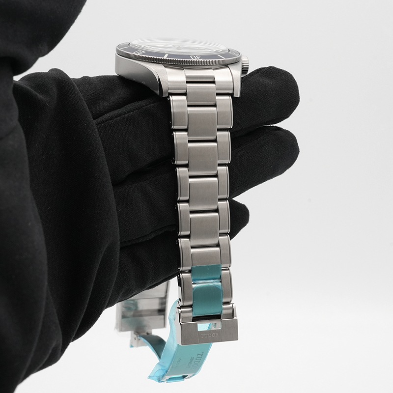 TUDOR ブラックベイ 58 ブルー文字盤 Ref.M79030B-0001 未使用品通販