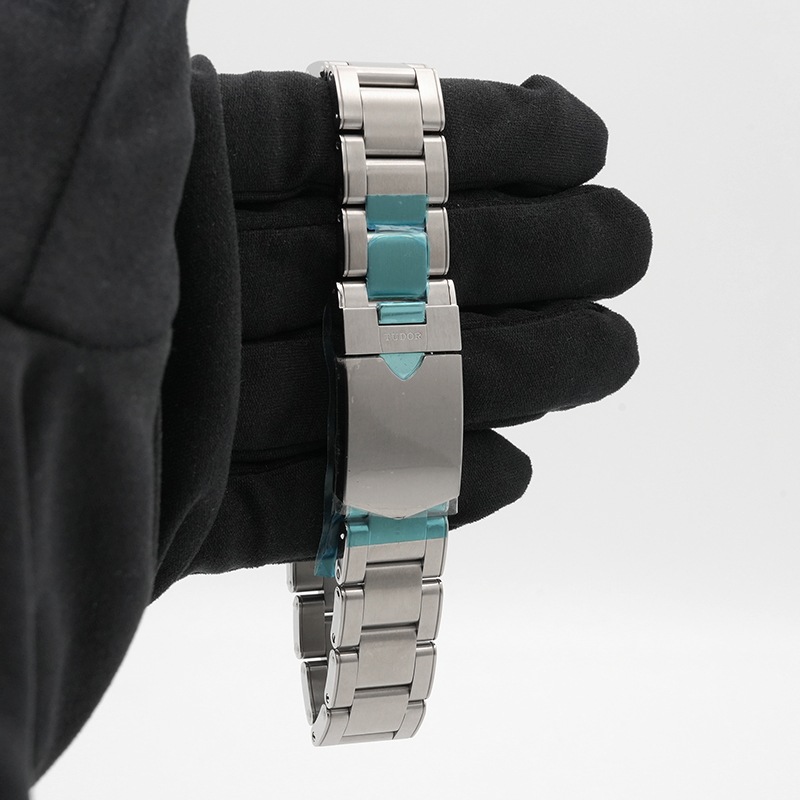 TUDOR ブラックベイ 58 ブルー文字盤 Ref.M79030B-0001 未使用品通販