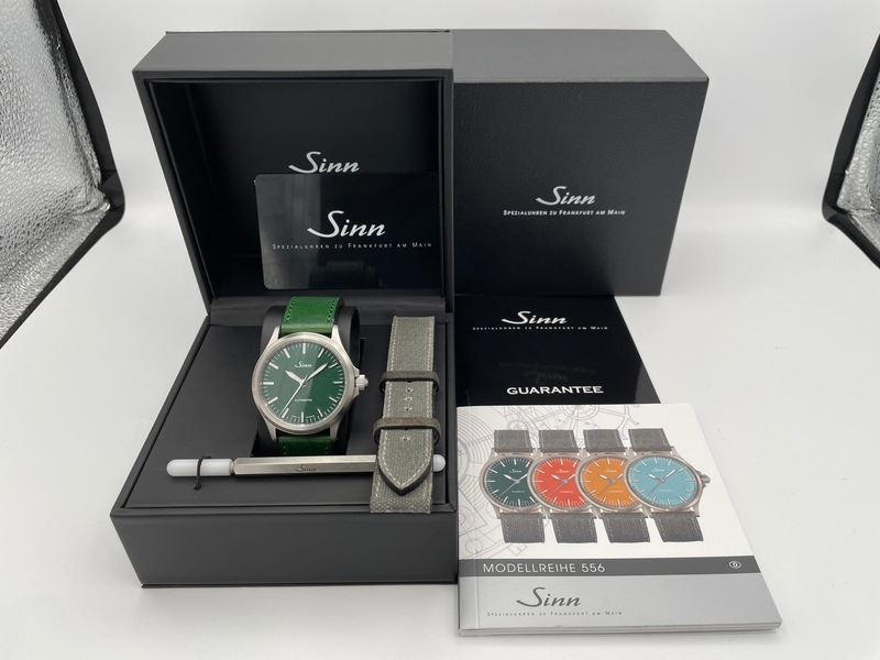 確認用【限定】クラックグラス エメラルド グリーン Feuerhand Sinn 556.EG エメラルドグリーン 中古品通販｜CLARITY(クラリティ)