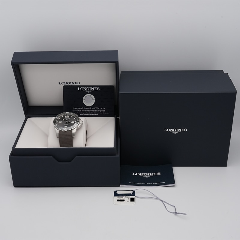 LONGINES ハイドロコンクエスト　文字盤グレー　41ミリ LONGINES ハイドロコンクエスト 41mm グレー文字盤 Ref.L3.781.4.76.9