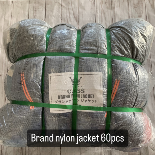 ����١��� 60�� �֥��ɥʥ����� ���㥱�å� Brand nylon jacket 60pcs