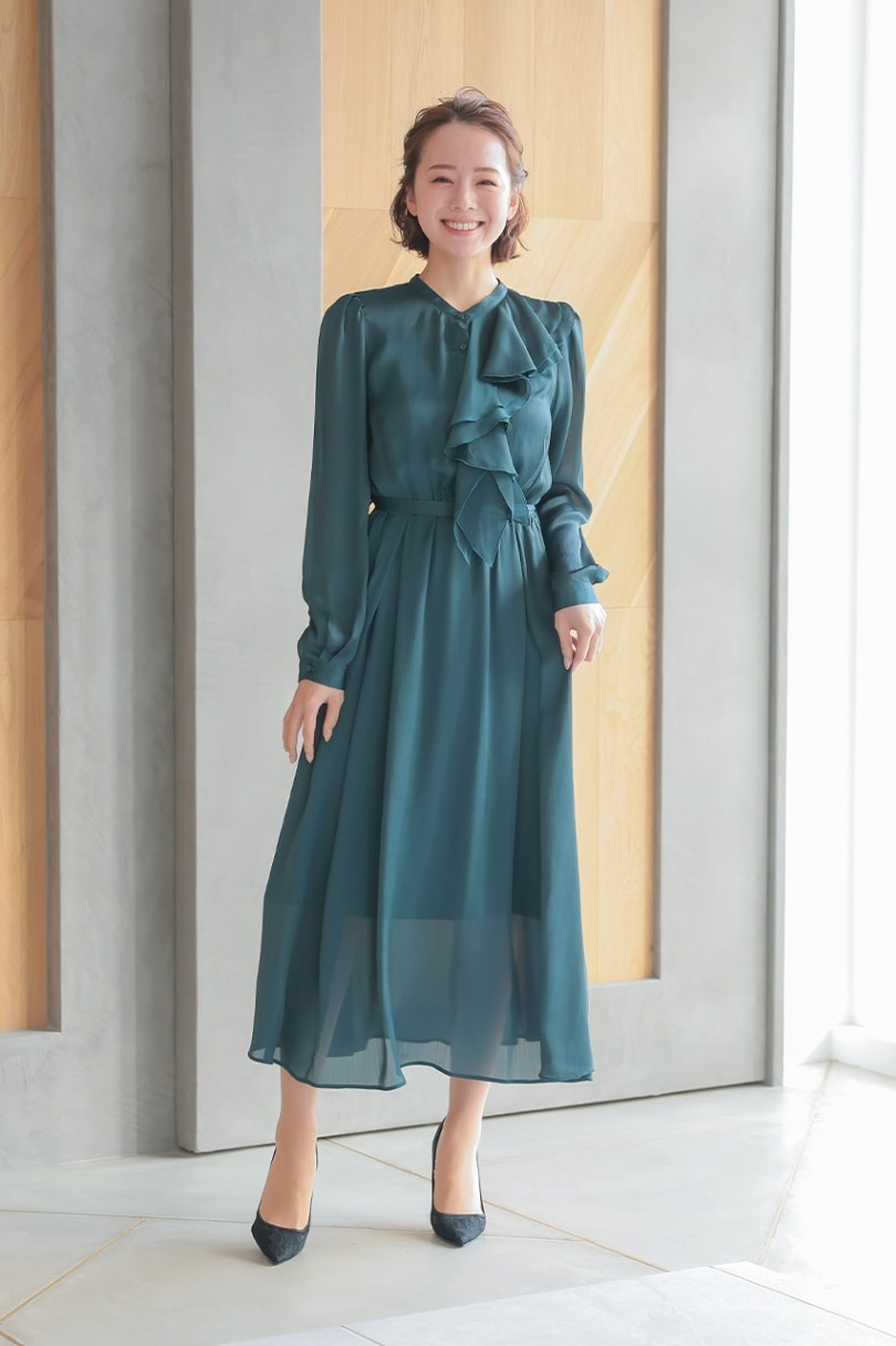 ローズバッドレディースドレス緑色　グリーン　演奏会　結婚式　S ロングワンピース ローズバッドレディースドレス緑色 グリーン 演奏会 結婚式 S