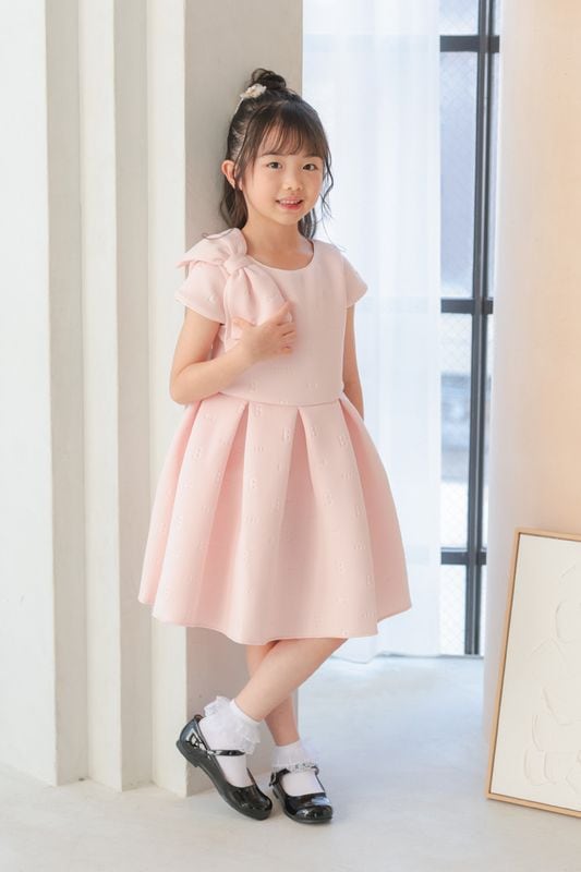 7歳(120-130cm)｜結婚式のお呼ばれドレス、パーティードレスのレンタル