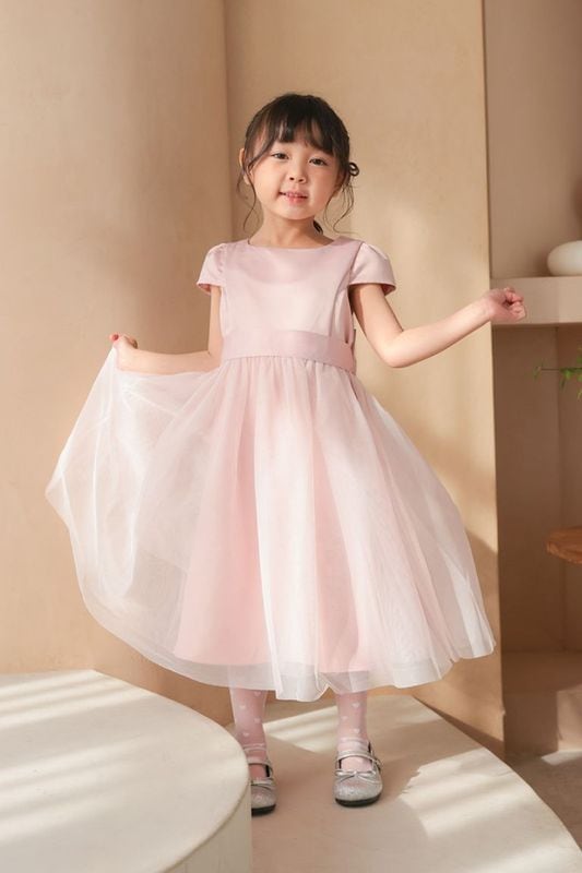 Kids ���֥��ܥ�ץ�󥻥��ɥ쥹 �ԥ� 115-120cm(�߸˭�)