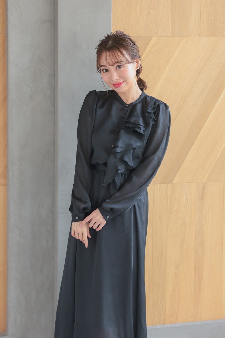 値下げ⭐︎ロングワンピースドレス ヨーリューサテンロングワンピース ブラック/M｜結婚式のパーティー