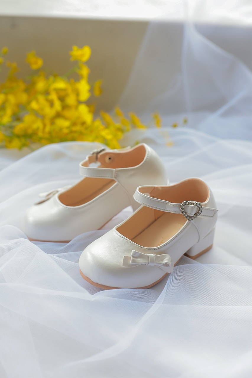 �ڥ����ȥ�åȡ�Kids �ե����ޥ륷�塼�� �ѡ���ۥ磻�� 16cm