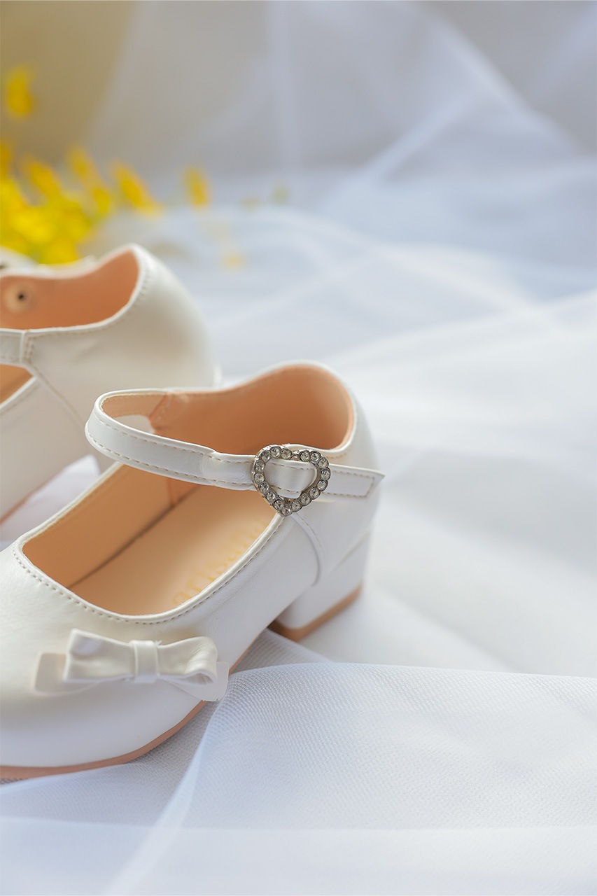 �ڥ����ȥ�åȡ�Kids �ե����ޥ륷�塼�� �ѡ���ۥ磻�� 16cm