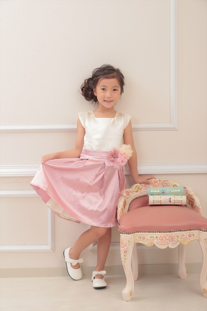Kids フラワーコサージュバイカラーサテンドレス 5-6歳｜結婚式