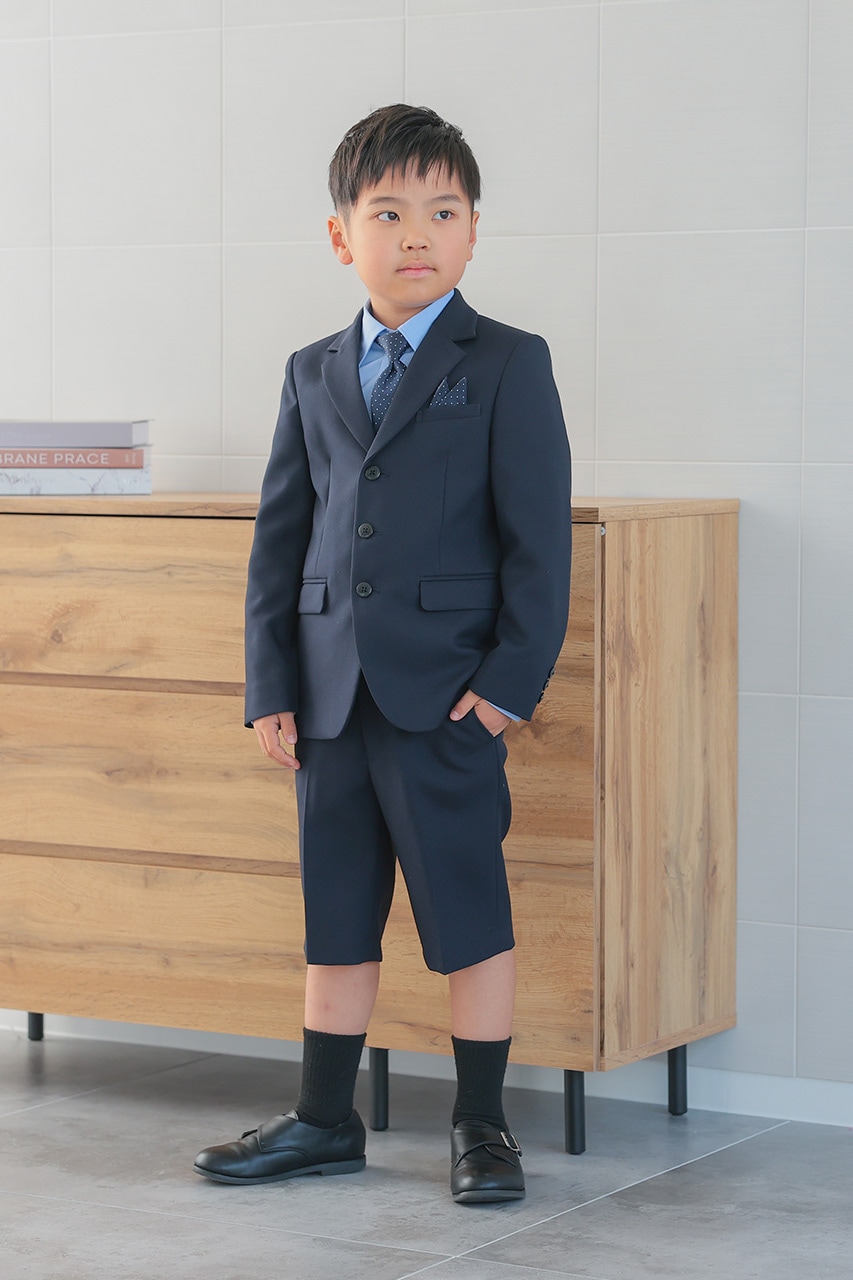 バーバリー　フォーマル　スーツ　ジャケット　ネクタイ　シャツ　パンツ　130cm Boys 3つ釦ドット柄フォーマルスーツ 135cm(シャツ/ジャケット/パンツ