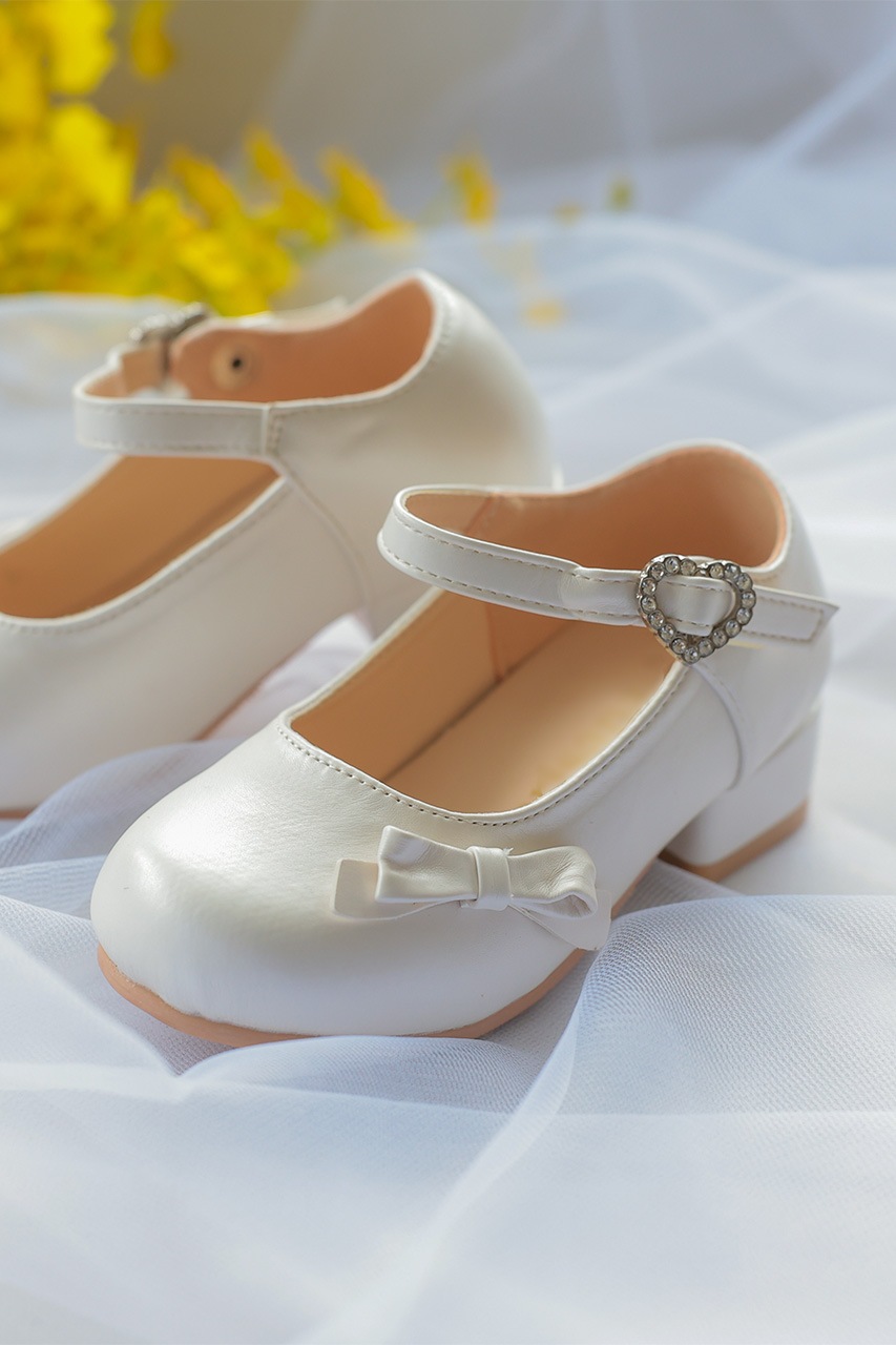 Kids �ե����ޥ륷�塼�� �ѡ���ۥ磻�� 16cm