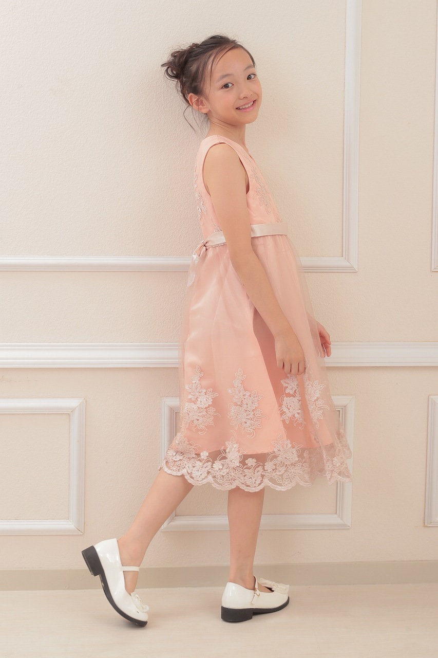 Kids ����֥������꡼�ԥ󥯥�����ɥɥ쥹 8��