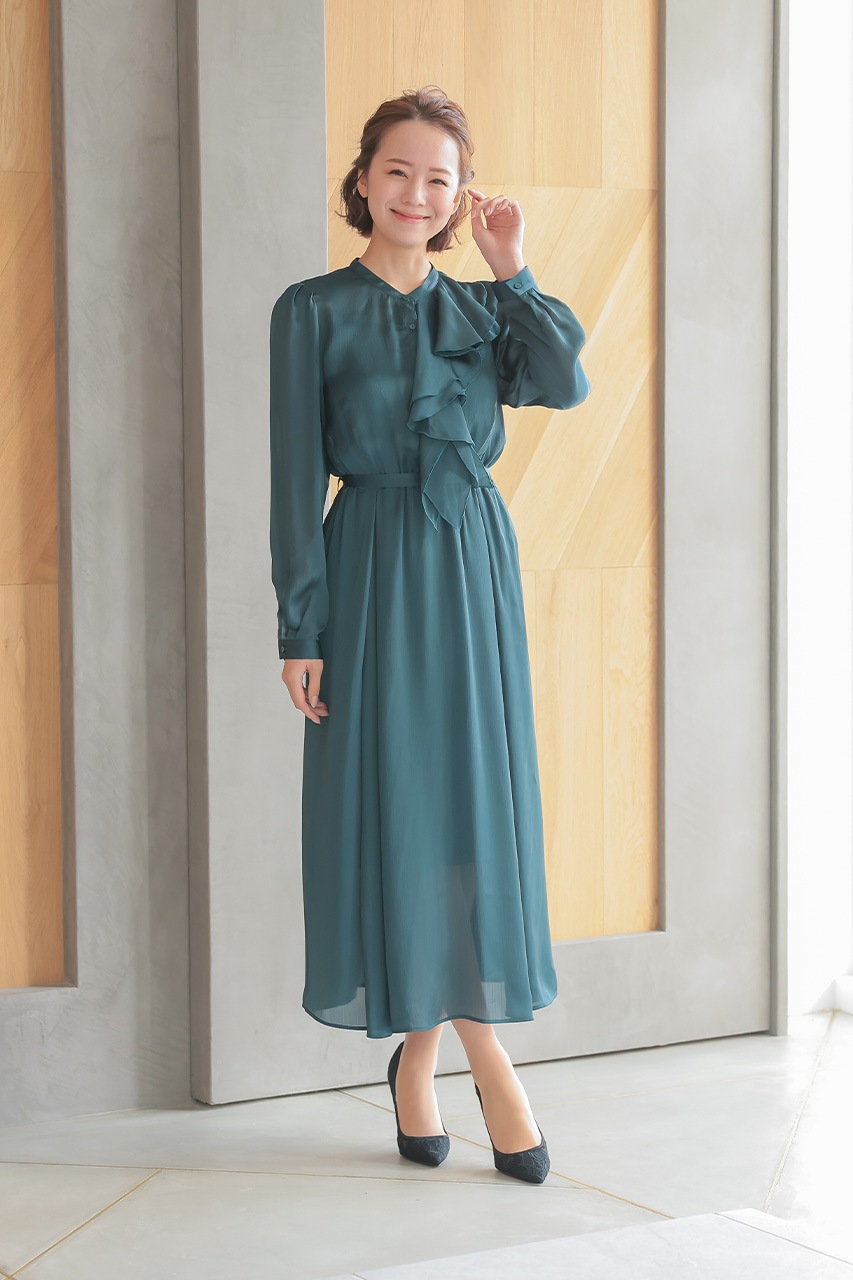 最新デザインの ヨーリューサテンロングワンピース グリーン/S｜結婚式の スーツ・フォーマル・ドレス