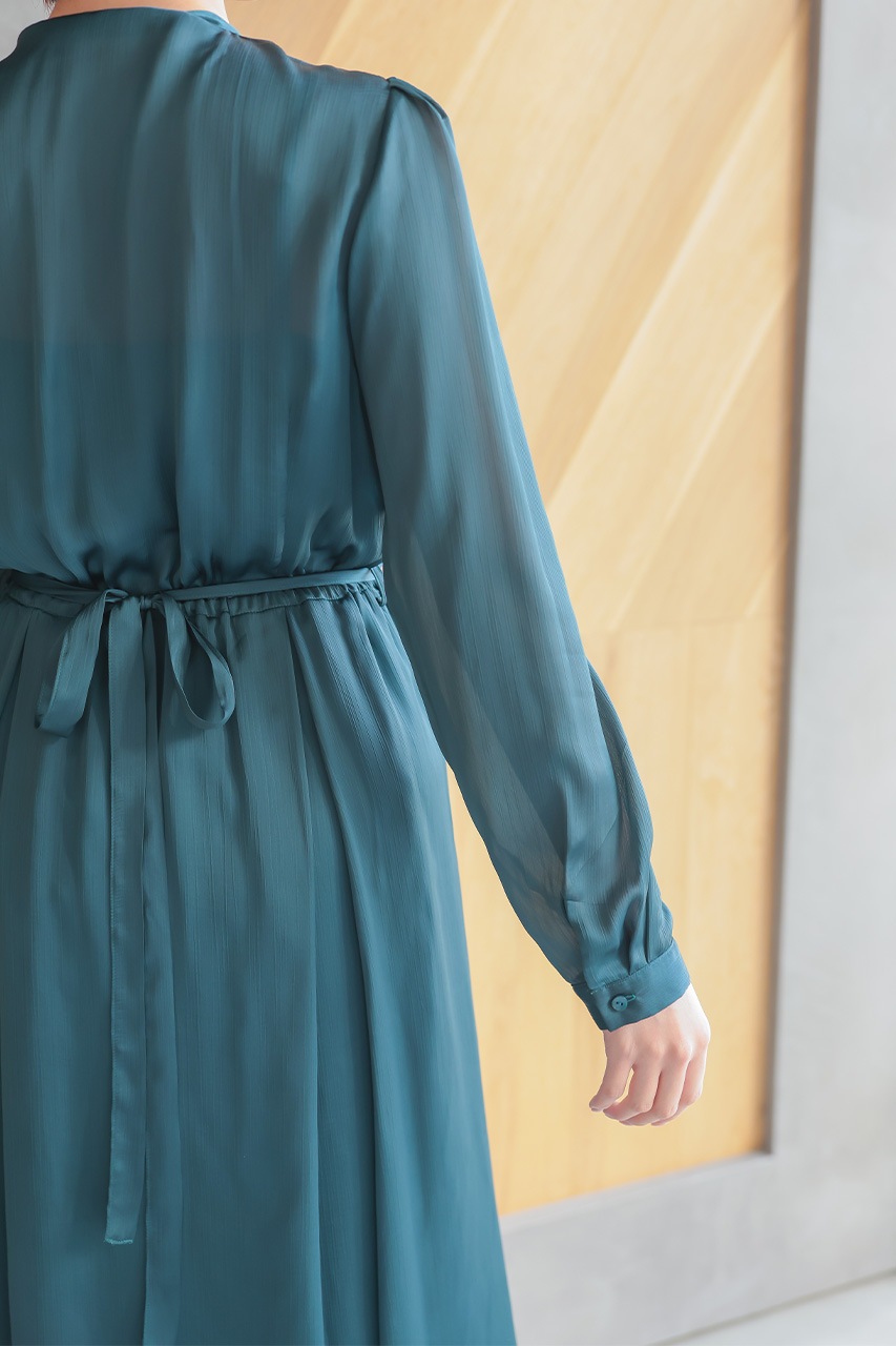 ヨーリューサテンロングワンピース グリーン/M｜結婚式のパーティー