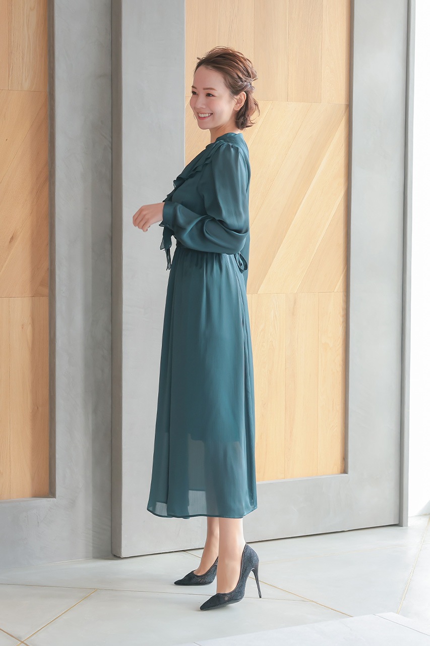 ヨーリューサテンロングワンピース グリーン/M｜結婚式のパーティー