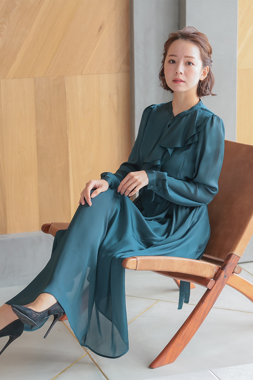 【フォロー割あり❗❗】グリーン ビーズ装飾 サテン ロングドレス S-M ヨーリューサテンロングワンピース グリーン/M｜結婚式のパーティー