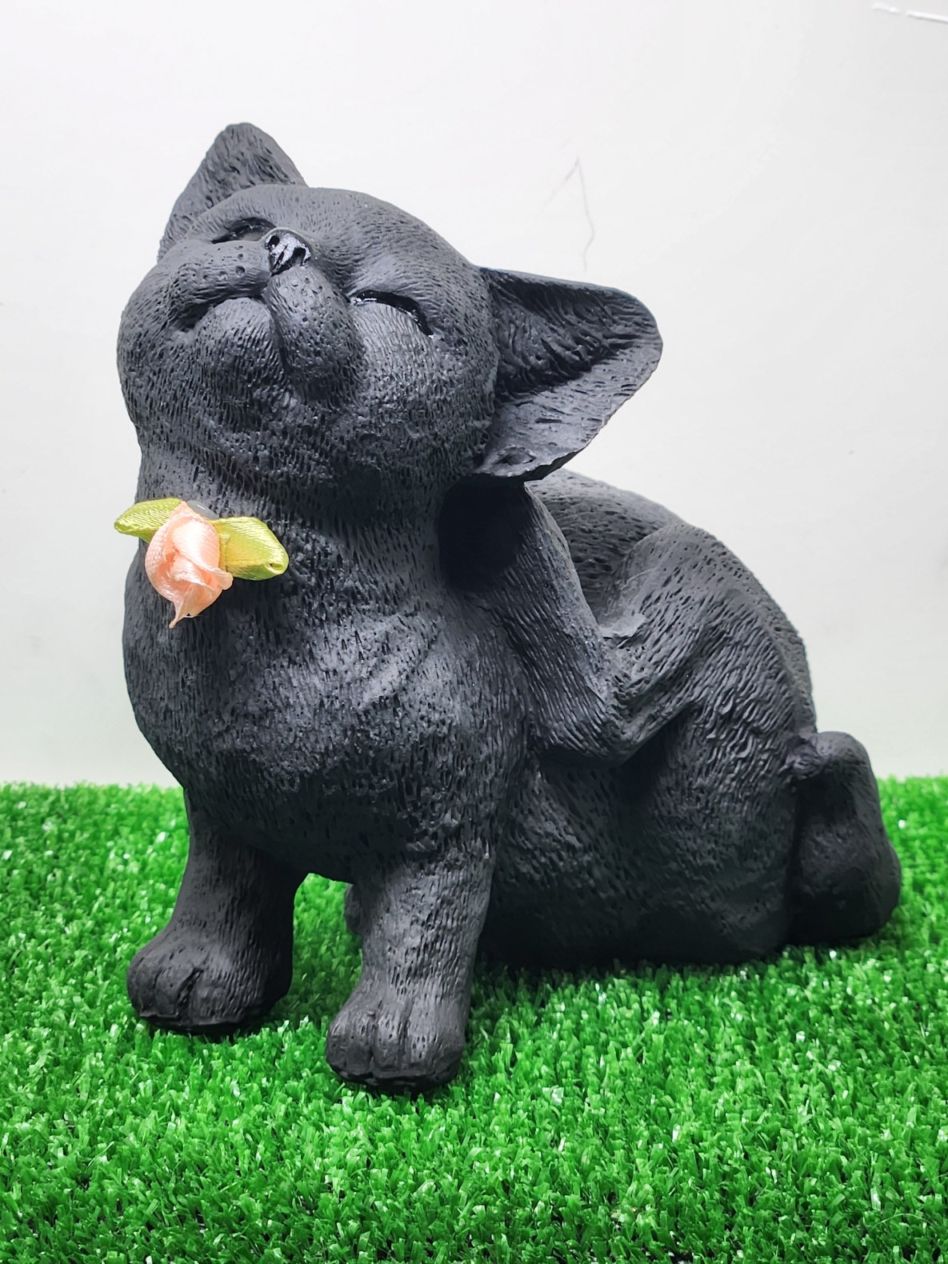 カリカリ仔猫 | 横浜炭物語 ねこシリーズ | | 横浜炭物語オフィシャル