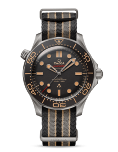 オメガ ダイバー300M 007エディション