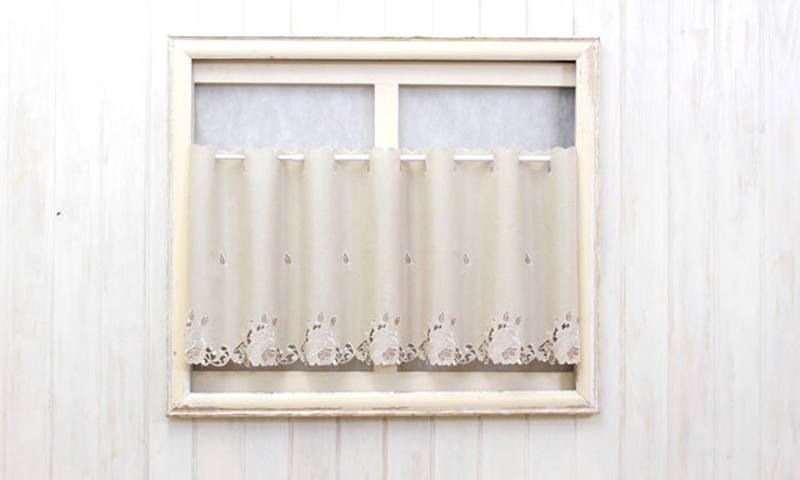 【美品】フランスアンティーク 手刺繍カットワークとフリル カフェカーテン Rose Metopes カットワーク刺繍 カフェカーテン 約130×90cm