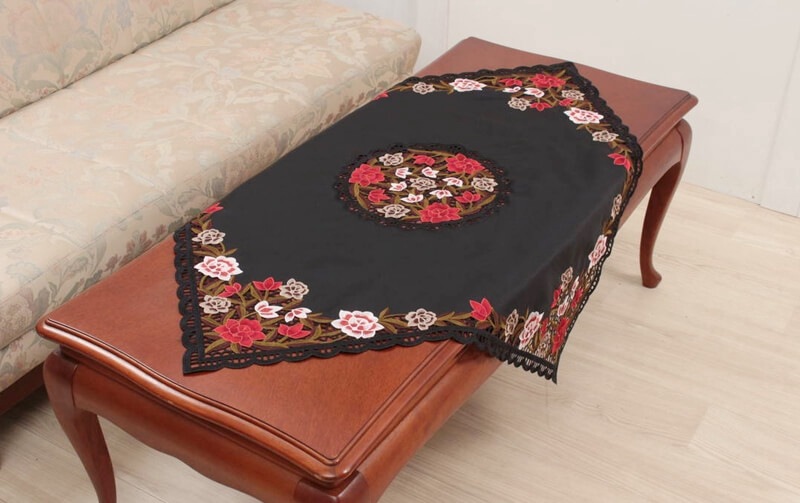 高密度カラー刺繍 テーブルクロス 約85×85cm [ardente]｜インテリア