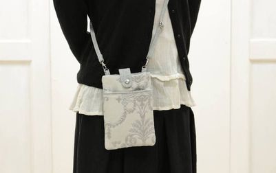 ジャカード織 スマホポシエット縦型 約19×13cm [nobleza]