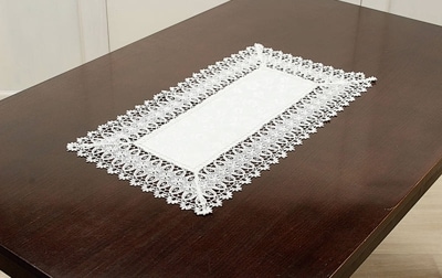 ギュピールレース テーブルセンター 約32×59cm