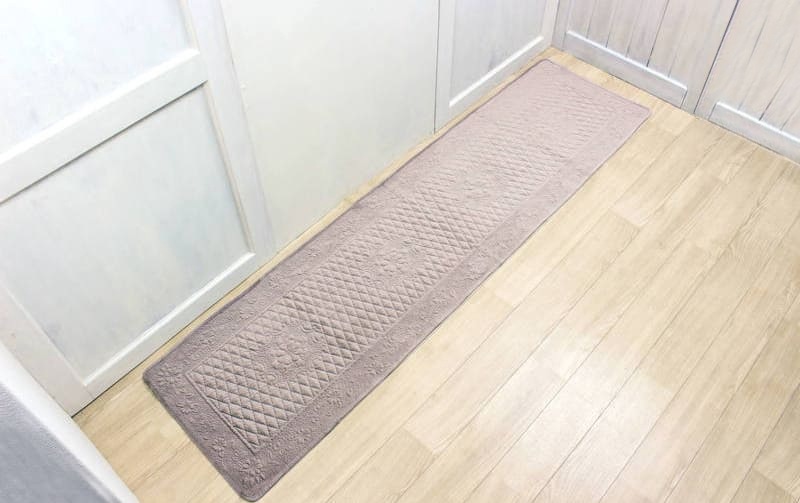 ◆MICHAA ベルテッドキルティング刺繍ロングパディング ベルベット調 キルティングロングマット 約60×240cm｜アミ