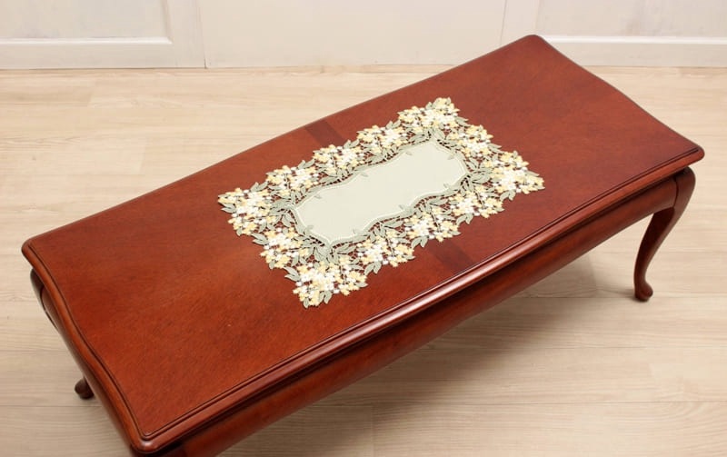 demain italy collection 花柄装飾のテーブル demain italy collection 花柄装飾のテーブル