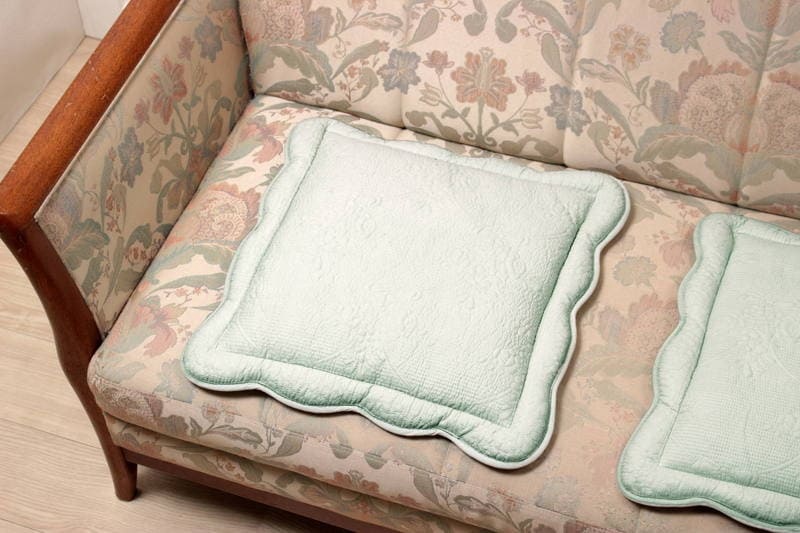 多針キルト シートクッション 約48×48cm [Brigitte]｜インテリアレース