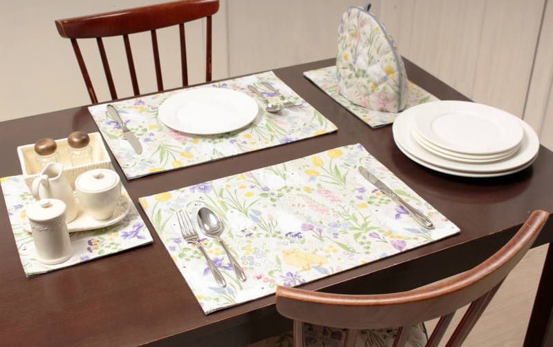 ボタニカルプリント ランチョンマット 約32×45cm [Lapin