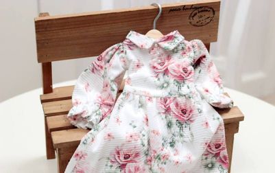 【着せ替え用】ロマンティック花柄プリントワンピース