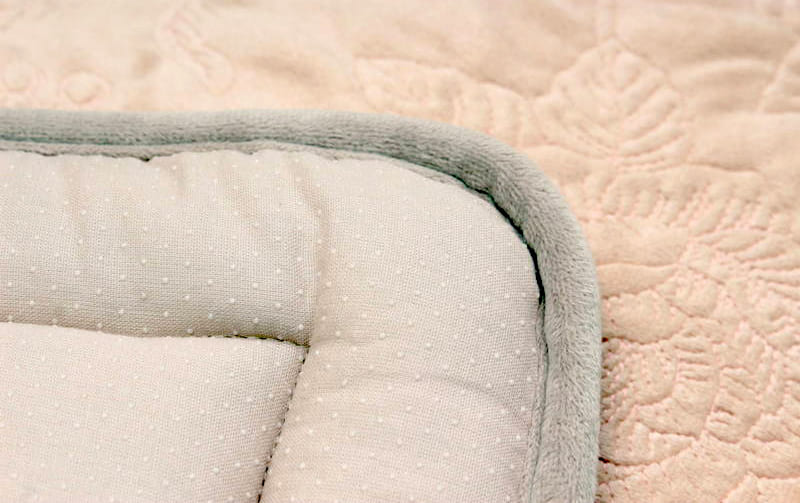 ロングシートクッション マイクロファイバーキルト 約50×150cm [Chaleur Quilt]