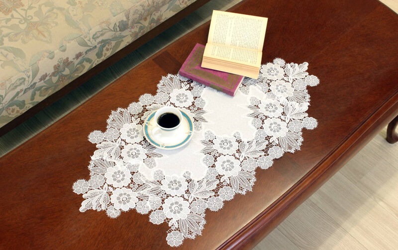 ギュピールレース テーブルセンター 約38×70cm [floreale]