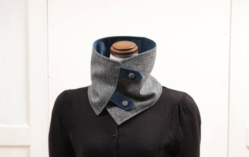 ヘリンボーン柄ツイード ショートマフラー 幅約17cm