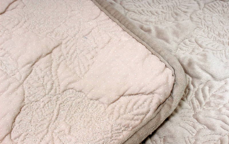 ロングマット マイクロファイバーキルト 約50×180cm [Chaleur Quilt]